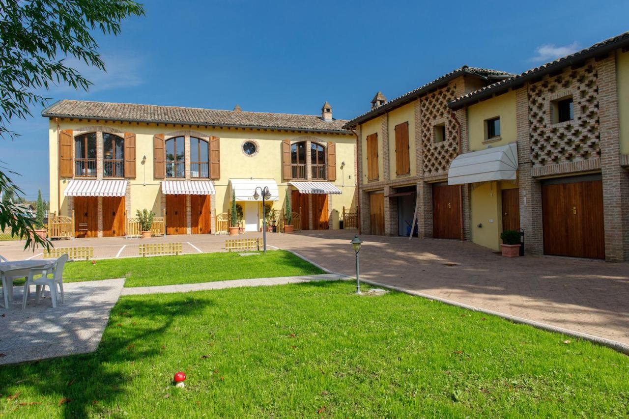 La Corte Del Mulino Fontanellato Exterior photo